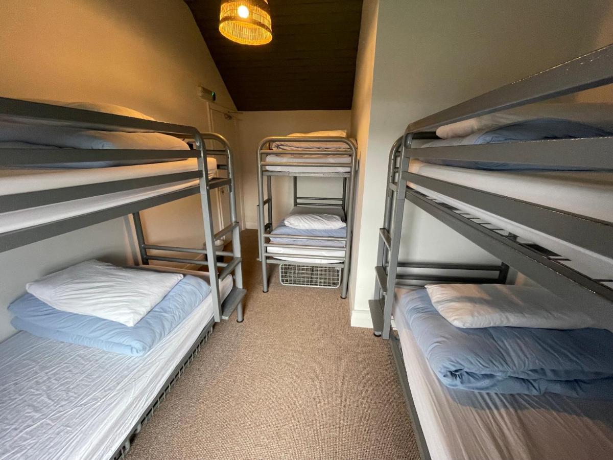 Ben Lettery Hostel Ballynahinch Buitenkant foto