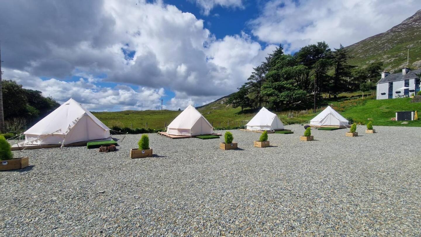 Ben Lettery Hostel Ballynahinch Buitenkant foto